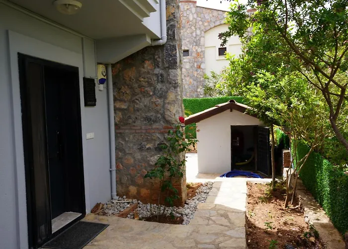 Villa Valencia By Luxury Group, Oeluedeniz, Private Pool Cedit