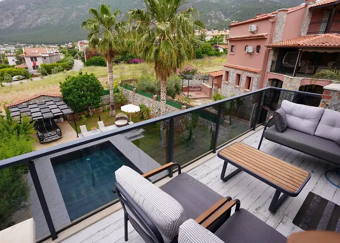 Villa Valencia By Luxury Group, Oeluedeniz, Private Pool *